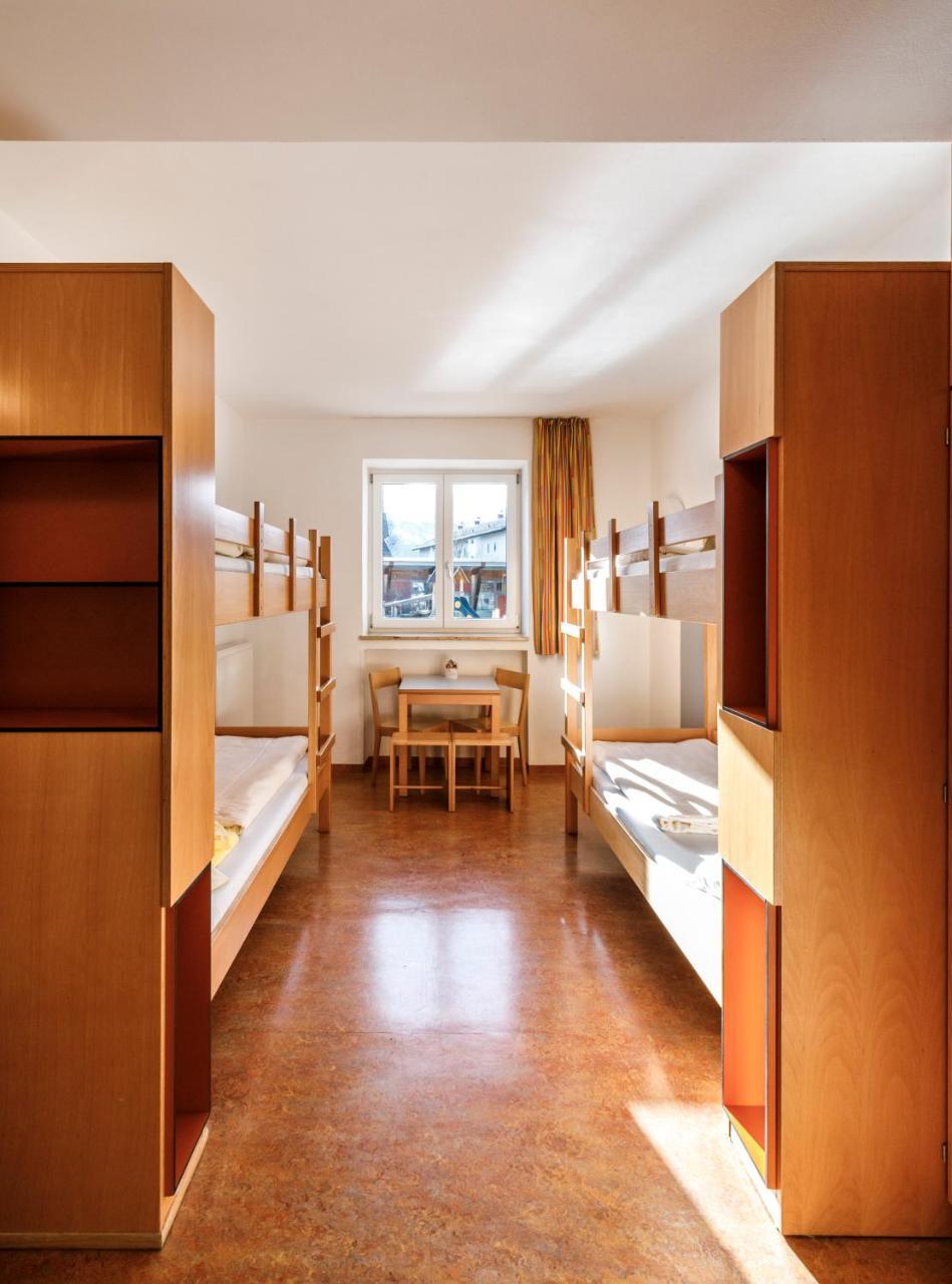 Jugendherberge Garmisch-Partenkirchen - Membership Required! ภายนอก รูปภาพ