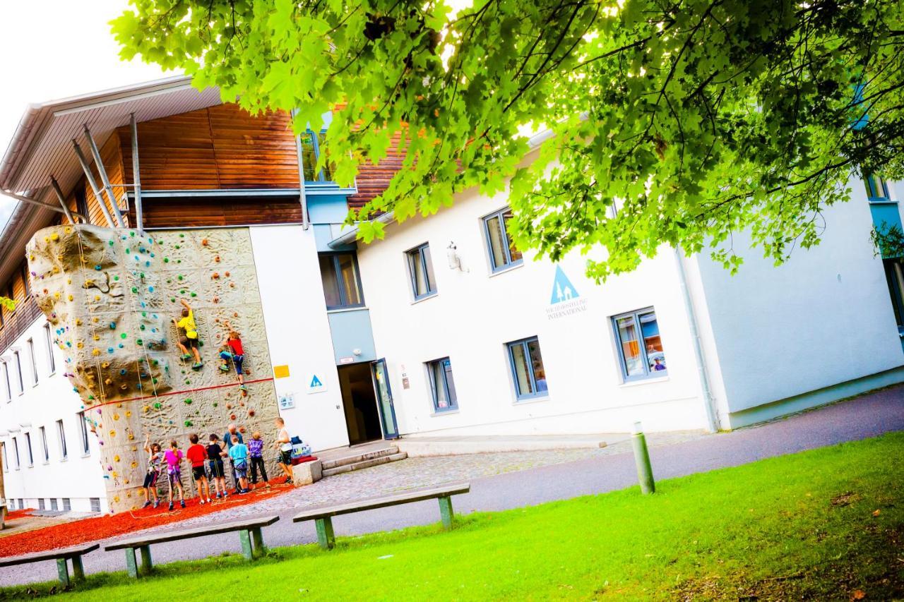 Jugendherberge Garmisch-Partenkirchen - Membership Required! ภายนอก รูปภาพ